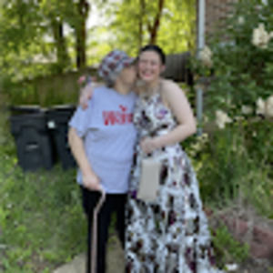 Meet your Posher, Alyssa